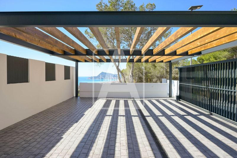 Foto 5802bdab-7dd1-4ef4-afcd-09ddb3d0421b. Xalet amb calefacció aparcament piscina a Altea la vella Altea