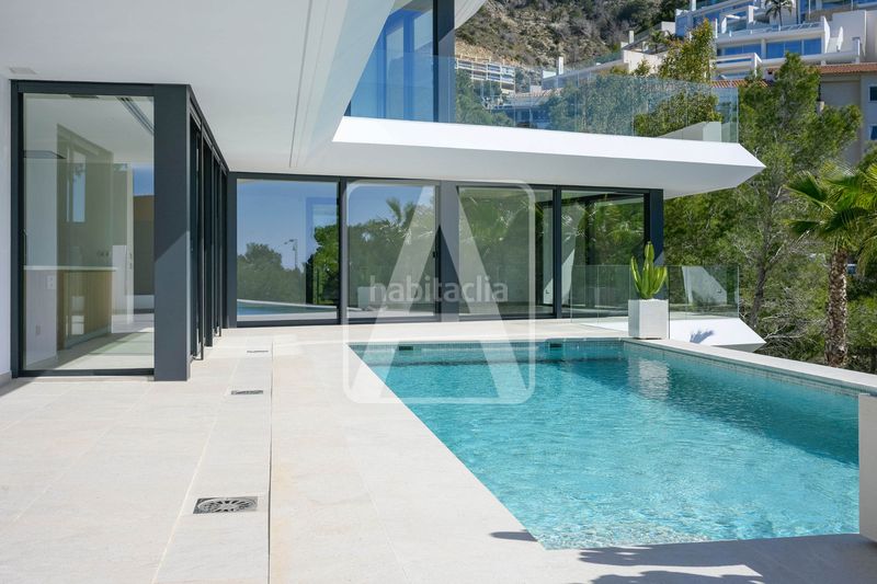 Foto 76c9097e-5482-44f2-94e1-21787a150366. Xalet amb calefacció aparcament piscina a Altea la vella Altea