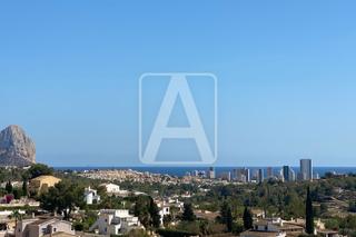 Xalet a La Empedrola. Villa en venta en calpe, empedrola