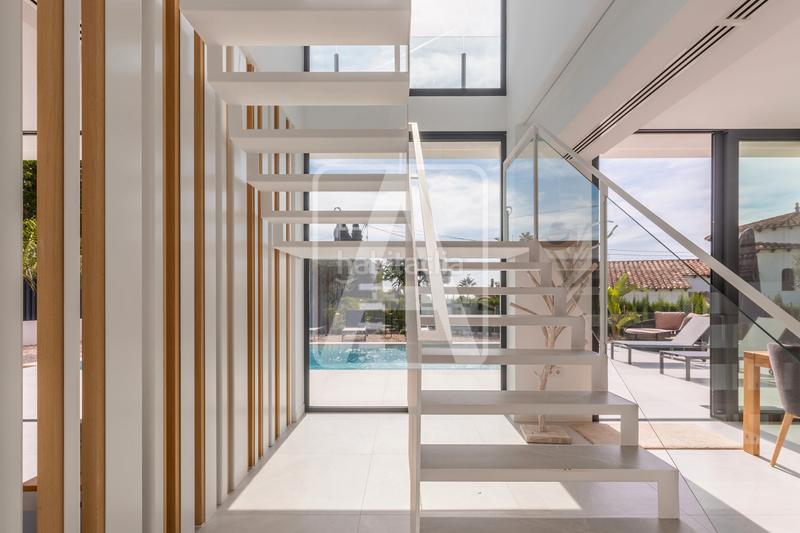 Foto 677e83d0-d5db-49da-9b5a-d04002164848. Xalet amb aparcament piscina a La Fustera Benissa