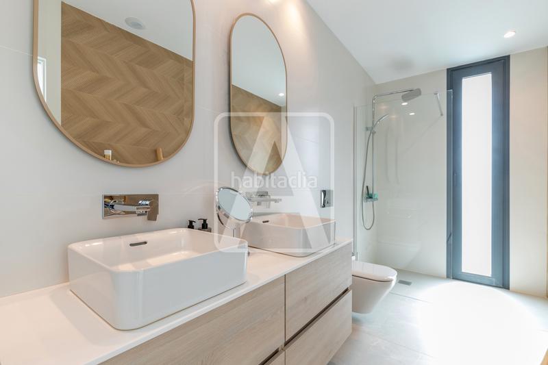 Foto 78848560-8c45-46df-9569-3bf162e63eb1. Xalet amb aparcament piscina a La Fustera Benissa