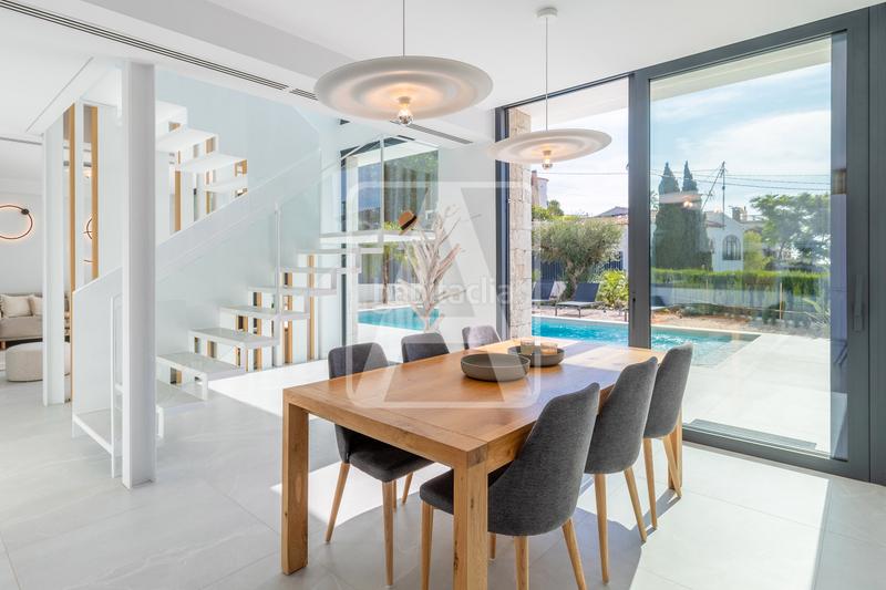 Foto d8d40b96-4a8c-4a3c-9243-a08a904b4dde. Xalet amb aparcament piscina a La Fustera Benissa