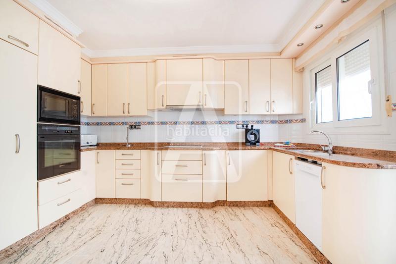 Foto 49c996e4-12c2-4ca8-8b8c-f33820930bd9. Chalet mit kamin heizung parking pool in Paichi Moraira