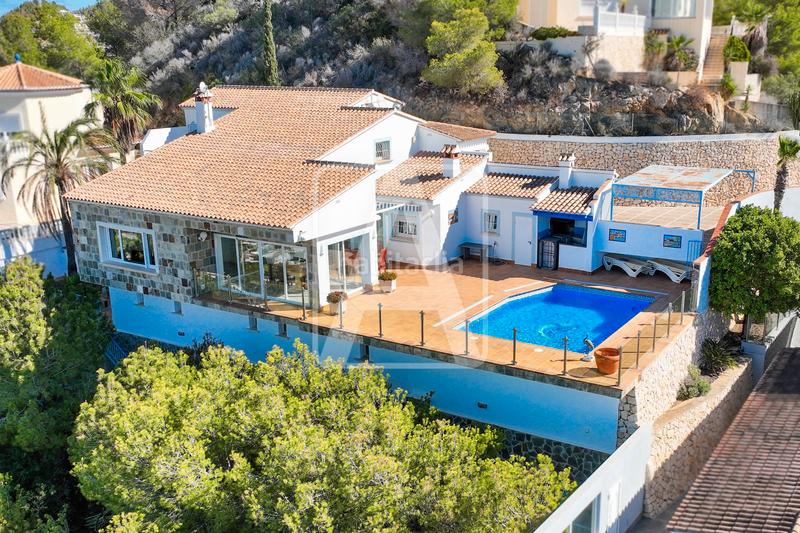 Foto ba31fc83-c1d6-4cd4-bce1-2c7185eb4a40. Chalet mit kamin heizung parking pool in Paichi Moraira