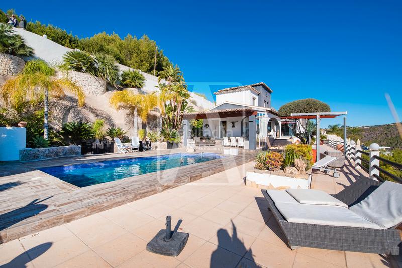 Foto 5195c336-a2d5-459f-a1fe-954a0aaffe67. Chalet with heating parking pool in La Empedrola Calp