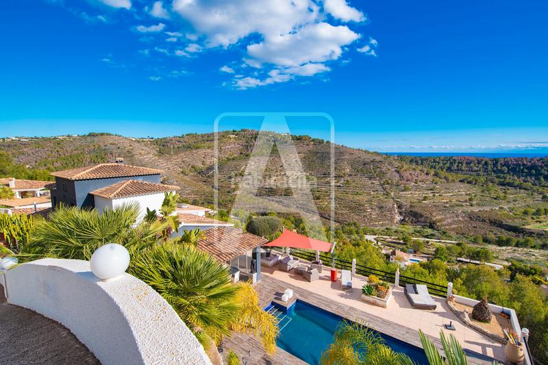 Foto c8e664e3-295f-4bd3-81f3-ec75c5b3de5b. Chalet with heating parking pool in La Empedrola Calp