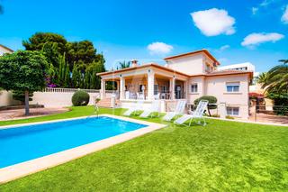 Xalet a La Fustera. Villa en venta en benissa, la fustera
