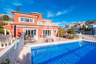 Xalet a Canuta. Villa en venta en calpe, la canuta
