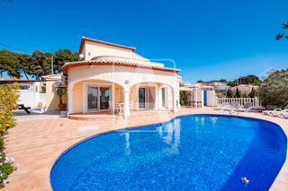Xalet a Carrió - La Merced - Los Pinos. Villa en venta en calpe, los pinos