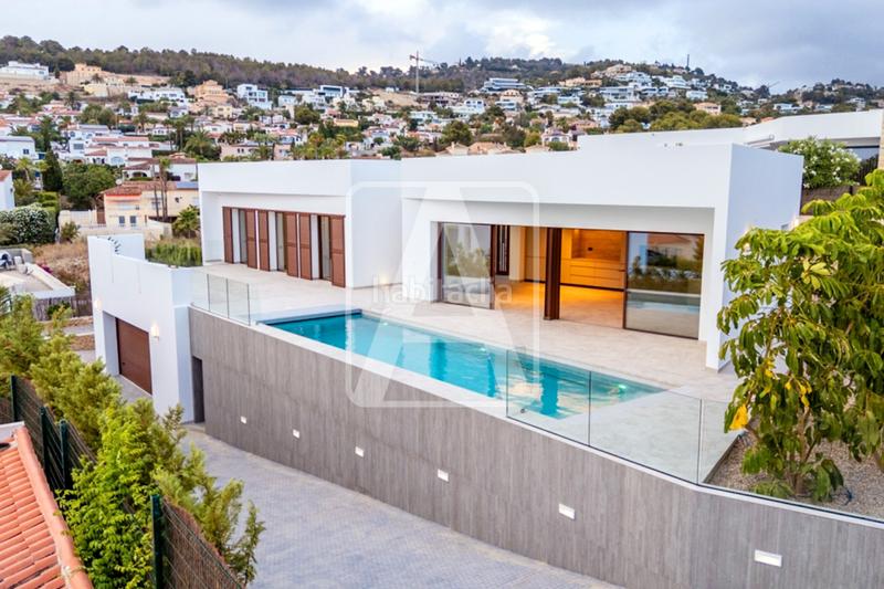 Foto a9e56caa-5a00-4935-ac4e-7c077aef9816. Xalet amb calefacció aparcament piscina a Gran Sol Calp