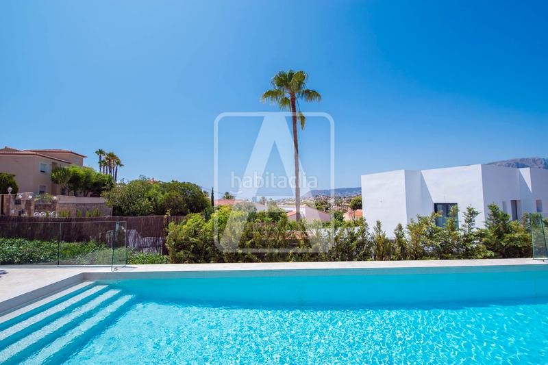 Foto eb38953a-11f8-4147-9b41-7e87c8bafa96. Xalet amb calefacció aparcament piscina a Gran Sol Calp