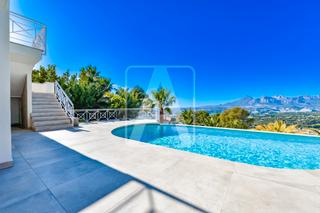 Chalet à Altea la Vella. Villa en venta en altea
