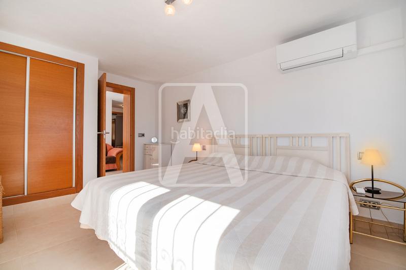 Foto 1f84d074-d4d9-463f-b20d-30f249203dd9. Chalet mit kamin heizung parking pool in Oltamar - Cucarres Calp