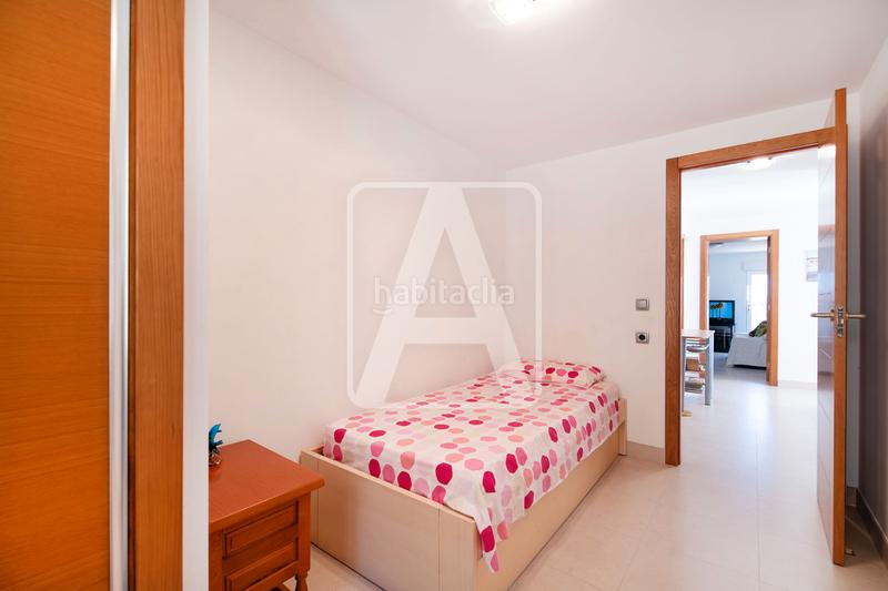 Foto 2b9f77c6-794e-4a1c-9dd9-ff3038e76bc2. Chalet mit kamin heizung parking pool in Oltamar - Cucarres Calp