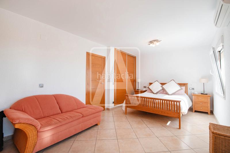 Foto 6fe13deb-6d13-4509-a3e8-fdb8ab5a905a. Chalet mit kamin heizung parking pool in Oltamar - Cucarres Calp
