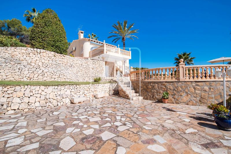 Foto 7caae0a3-b3d6-4f93-b625-0b7d414a7722. Chalet mit kamin heizung parking pool in Oltamar - Cucarres Calp