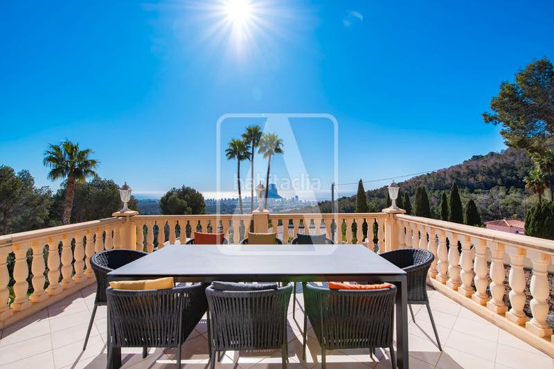 Foto b9b0679c-bf1e-400f-80d9-5731d6480de4. Chalet mit kamin heizung parking pool in Oltamar - Cucarres Calp