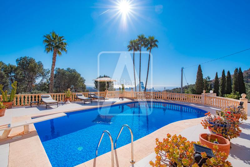 Foto ba69560c-e75a-4072-ba65-32ca5c8f9fc7. Chalet mit kamin heizung parking pool in Oltamar - Cucarres Calp