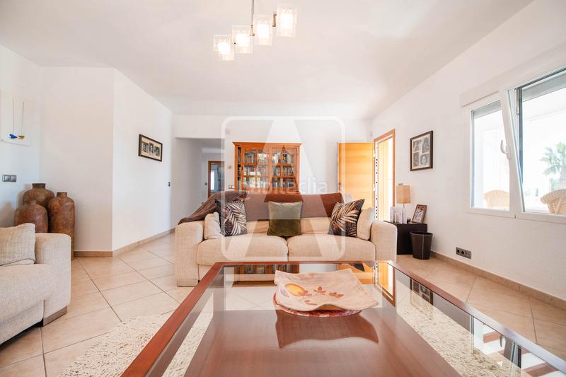 Foto db53f40f-52c7-4a67-a5dc-ea2500f5fb08. Chalet mit kamin heizung parking pool in Oltamar - Cucarres Calp
