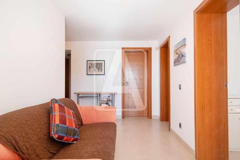 Foto e42ea417-8d7a-428f-b9fc-6ccf9f8d7109. Chalet mit kamin heizung parking pool in Oltamar - Cucarres Calp