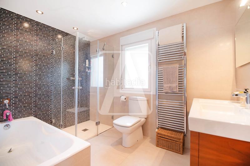 Foto fa2b4db3-d87f-4e38-bb7e-11bfd5937660. Chalet mit kamin heizung parking pool in Oltamar - Cucarres Calp