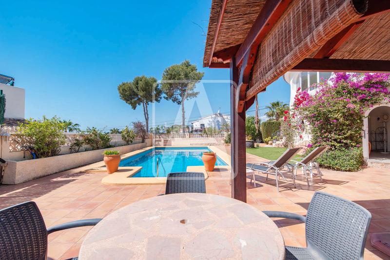 Foto 5a8a38c3-cb29-4fe0-b044-ca93cf5370a5. Chalet villa en venta , san jaime en Moravit-Cap Blanc Moraira