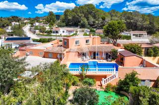 Xalet a La Empedrola. Villa en venta en calpe, empedrola