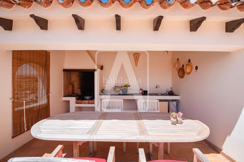 Foto 423a7d0c-ea58-443b-8318-af5e18f76f9f. Xalet amb xemeneia calefacció aparcament piscina a Benissa