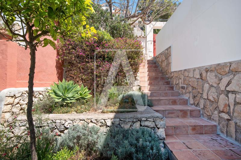 Foto 5b0e40df-eb43-4c17-ad06-516ce5be3a06. Xalet amb xemeneia calefacció aparcament piscina a Benissa