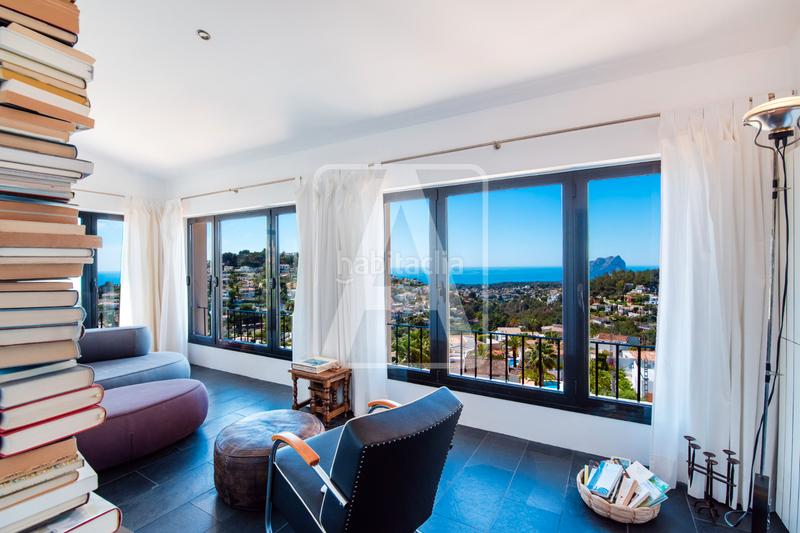 Foto 84772e55-c951-422a-9002-e266bfe3a85b. Xalet amb xemeneia calefacció aparcament piscina a Benissa