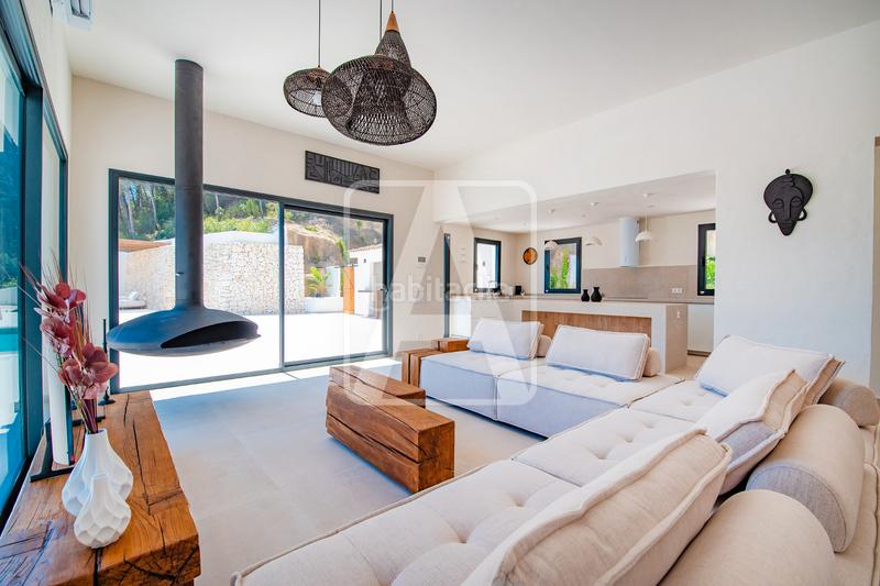 Foto 074fce59-59ee-4798-b555-65398743575b. Xalet amb xemeneia aparcament piscina a La Viña-Montemar-San Jaime Benissa