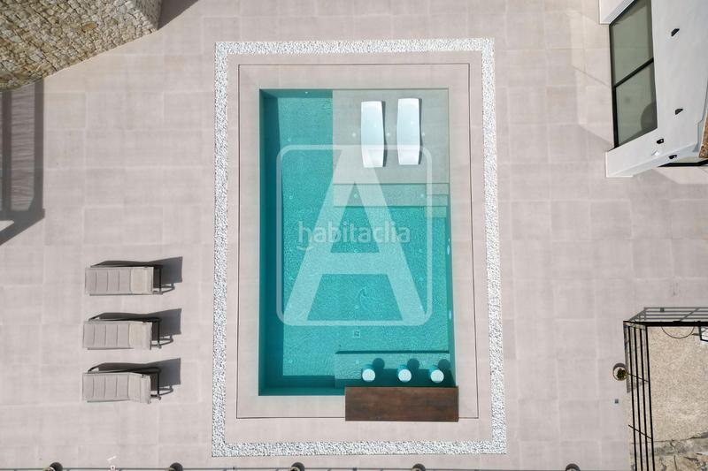 Foto 28faad30-3d5f-46df-958b-840d134e20d1. Xalet amb xemeneia aparcament piscina a La Viña-Montemar-San Jaime Benissa