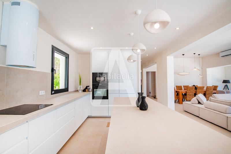 Foto a08e2600-dbb4-41ea-8b8d-e01aa2a02f9a. Xalet amb xemeneia aparcament piscina a La Viña-Montemar-San Jaime Benissa