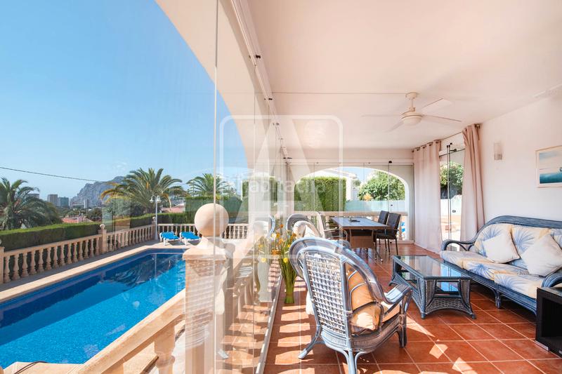 Foto 8de955f2-6b3d-4149-b3e6-d5562b7dcaf0. Xalet amb xemeneia calefacció aparcament piscina a Calp