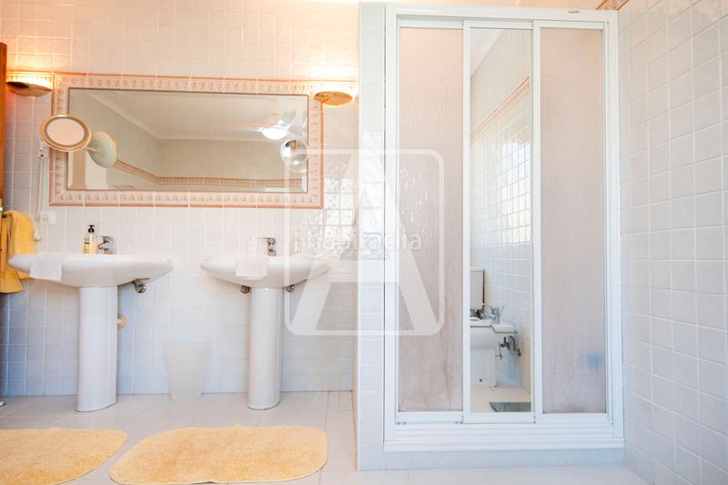 Foto ae2c097c-4acd-4ae9-95d4-cf3587c7f5dc. Chalet villa en venta e, Cometa en Cometa Calp