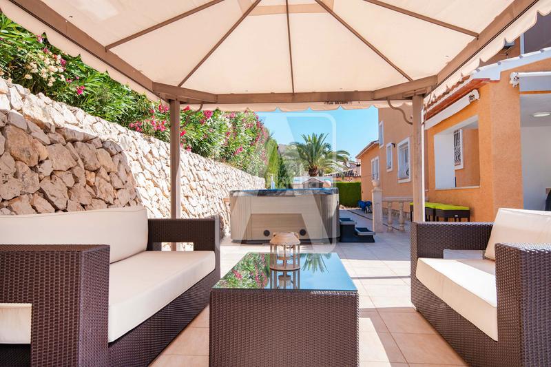Foto c06c2121-495b-43ac-b6f3-800488dda486. Chalet villa en venta e, Cometa en Cometa Calp