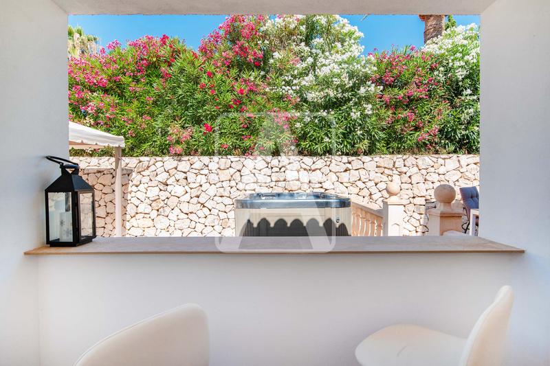 Foto f05078be-5465-48f3-91d2-6c2a32a85b39. Xalet amb xemeneia calefacció aparcament piscina a Calp