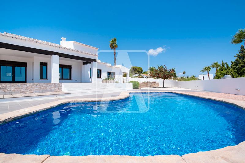 Foto 2d9e1783-9e9e-4cab-89ec-e4234b400f00. Chalet mit kamin heizung parking pool in Benimeit-Tabaira Moraira