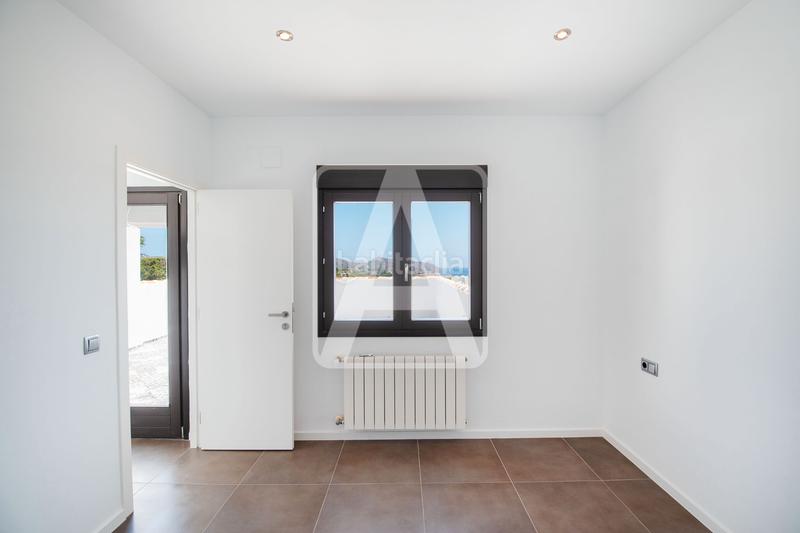 Foto a2e57af7-ed78-4478-8fec-193610144873. Chalet mit kamin heizung parking pool in Benimeit-Tabaira Moraira