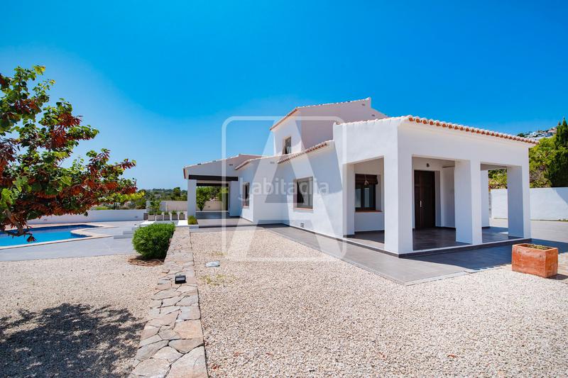 Foto a4aa61ca-a714-4f7f-992d-2650aa6d6e5a. Chalet mit kamin heizung parking pool in Benimeit-Tabaira Moraira