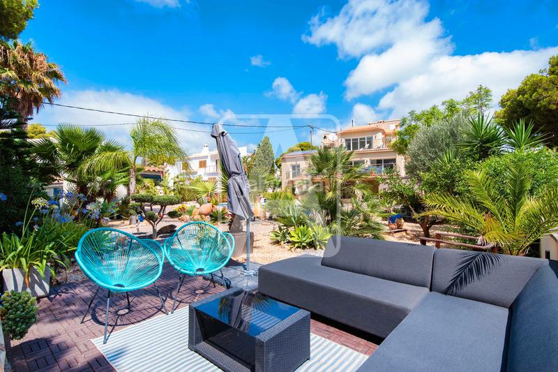 Foto 7f38b8c1-9b4f-4634-a9d7-4b349aa2b45c. Chalet villa en venta e, calalga en La Caleta - La Calalga - Les Bassetes Calp