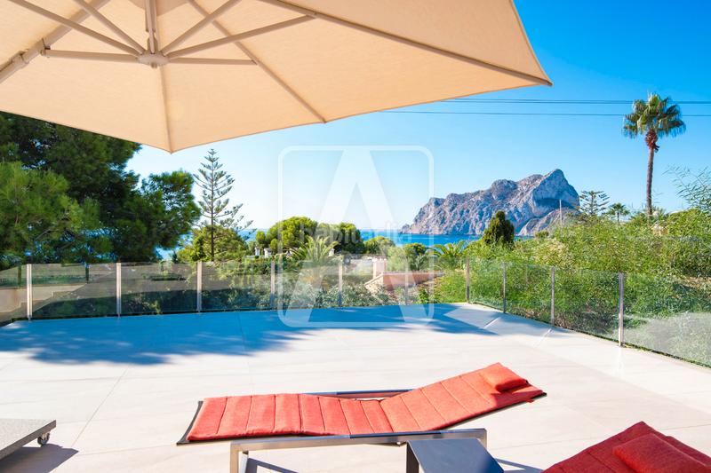 Foto eccd138d-1530-492c-b328-eb340fe1afa2. Xalet amb xemeneia calefacció aparcament piscina a Calp