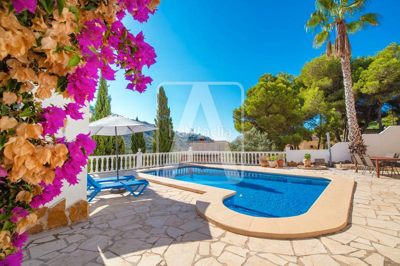 Foto 530d37db-0720-445f-8250-2b4df3f919da. Chalet con riscaldamento parcheggio piscina in Alcassar Poble Nou de Benitatxell (el)