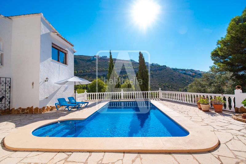 Foto 85cdfb06-ca7c-453e-9c89-2e47a8099f7e. Chalet con riscaldamento parcheggio piscina in Alcassar Poble Nou de Benitatxell (el)