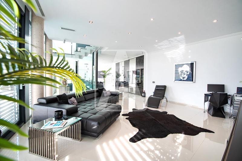 Foto 42cefba4-80b2-4b11-b89f-9da48567a96c. Chalet avec chauffage parking piscine dans Gran Sol Calp