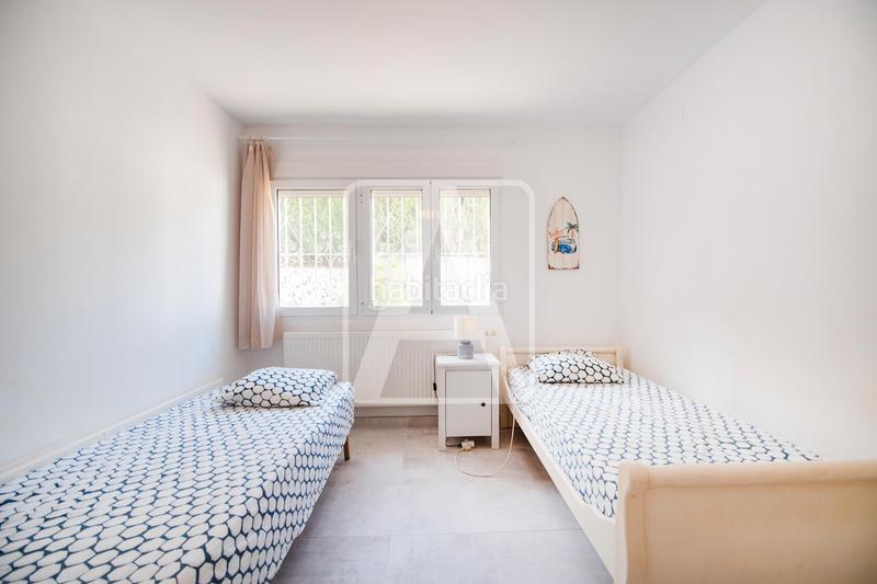 Foto c6a068c2-8fc7-4cf2-af63-0666bbbd5e28. Chalet villa en venta , La Fustera en La Fustera Benissa