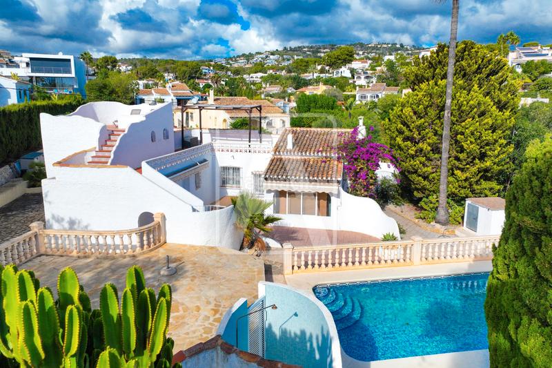 Foto f1800870-345f-4f04-b5e9-be8d4877c811. Chalet villa en venta , La Fustera en La Fustera Benissa