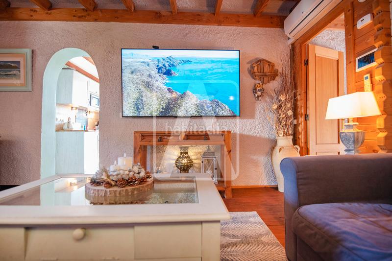 Foto 1451cac0-c12a-4ac0-83ff-207ad210f036. Chalet with parking pool in La Fustera Benissa