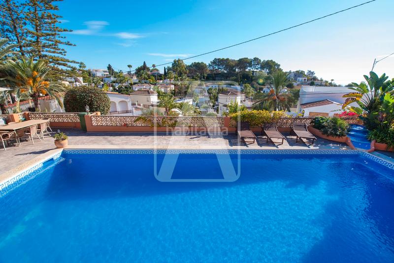 Foto 487e0082-4f88-4c36-9706-b3cf27c7f3af. Chalet with parking pool in La Fustera Benissa