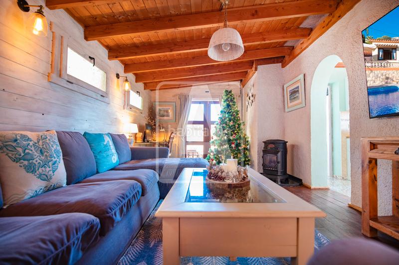 Foto 55f7743e-9232-4d4c-b4f6-a25c3a1e2740. Chalet with parking pool in La Fustera Benissa